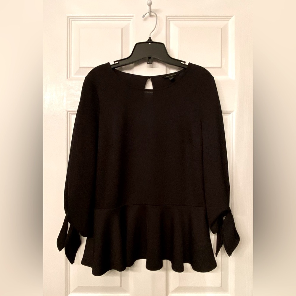 Banana Republic top *GENTLY worn*